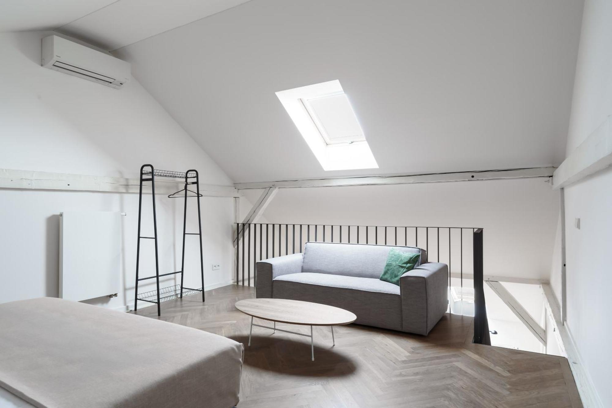 Limehome Prague Halkova Room photo