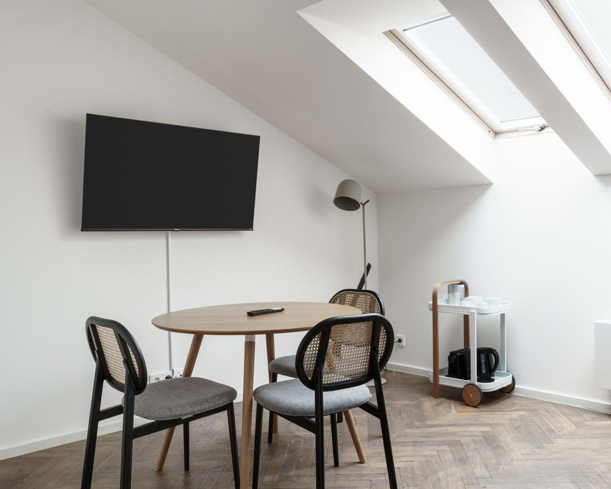 Limehome Prague Halkova Exterior photo